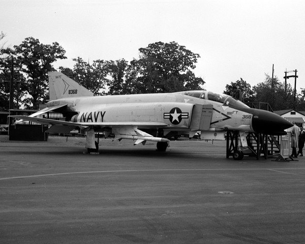 McDonnell F4H-1 (F-4B)