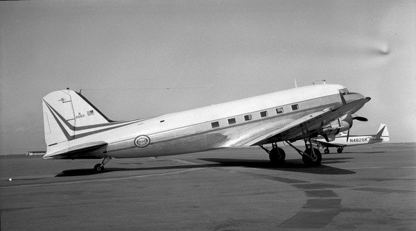 Douglas DC-3