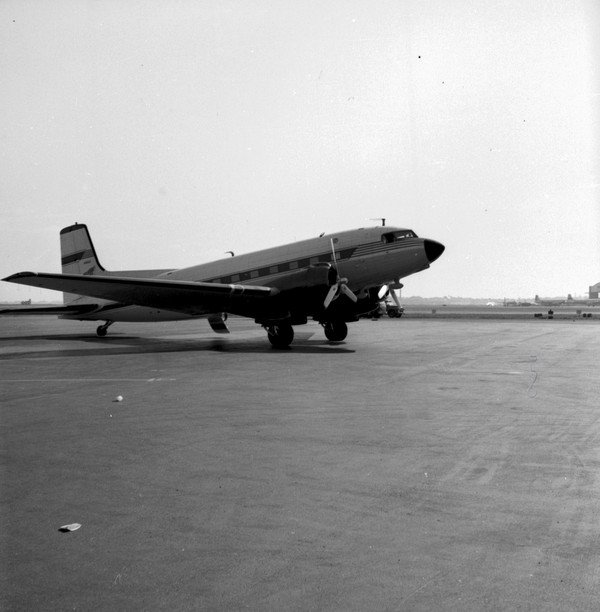 Douglas Super DC-3