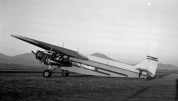 Ford 5-AT-B