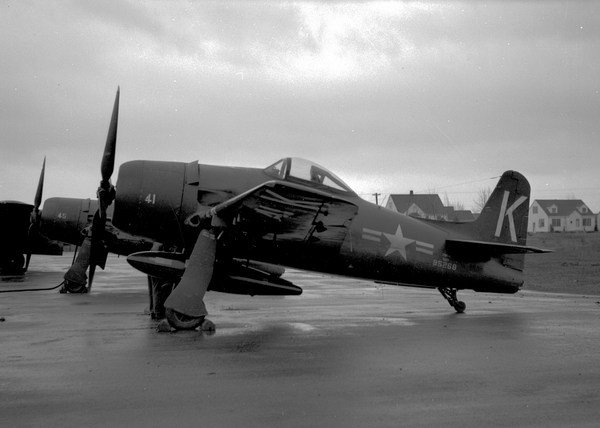 Grumman F8F-1