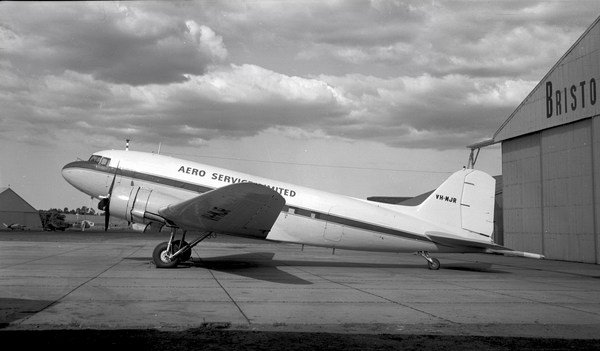 Douglas DC-3/R4D-4