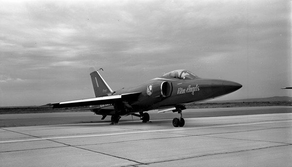 Grumman F11F-1