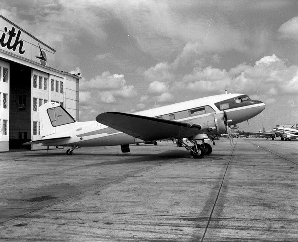 Douglas DC-3-209A