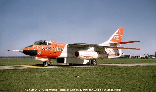 Douglas RB-66B