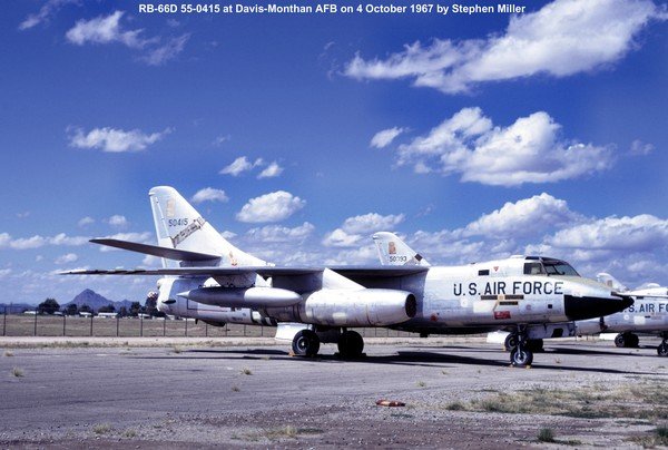 Douglas RB-66D