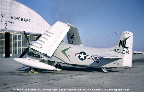 Douglas A-1HJ