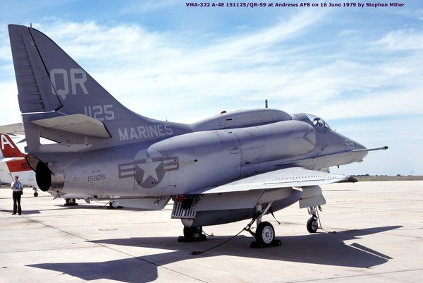 Douglas A-4E