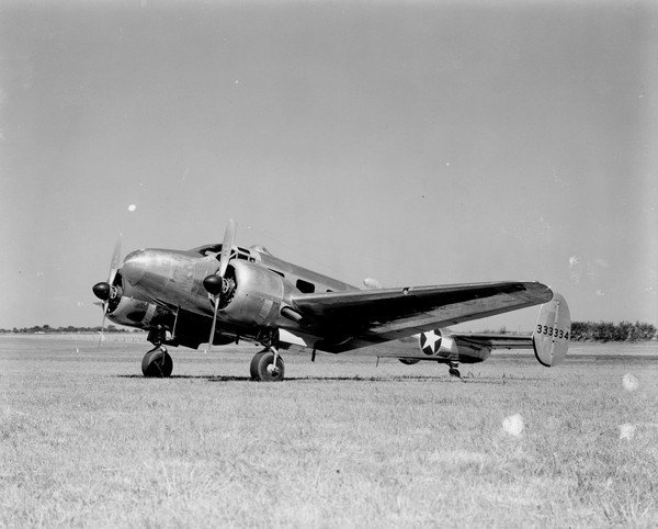Beechcraft AT-7