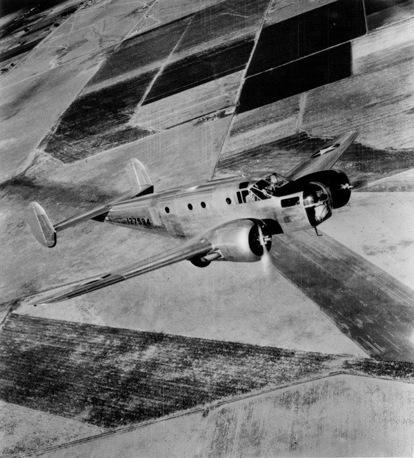 Beechcraft AT-11