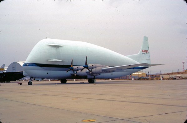 Aero SpaceLines  377SG