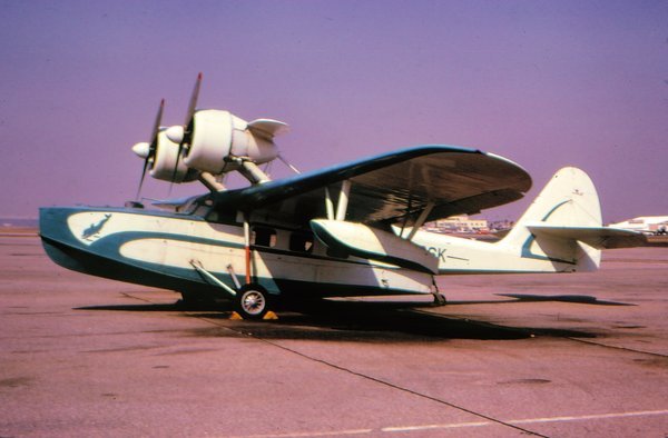 Douglas Dolphin 17